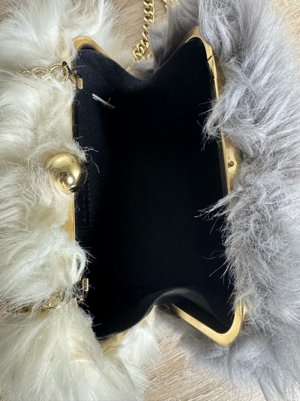 Zara Two-Tone Gray/Cream Faux Fur Crossbody Bag Clatch - Picture 7 of 12
